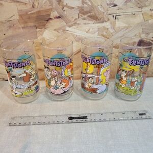 The Flintstones Cartoon Glass Set - Multicolor